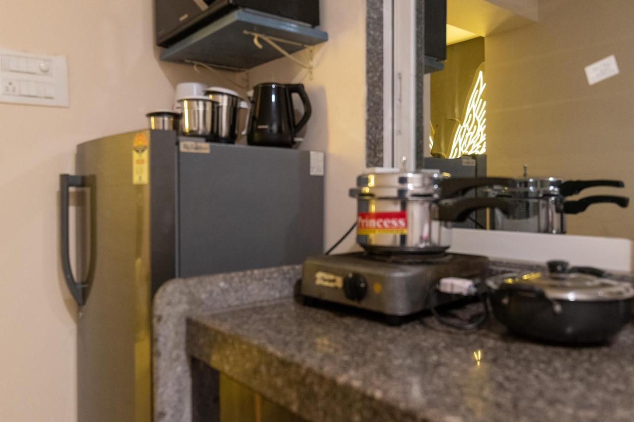 OSI Service Apartments Bandra West Mumbai Exteriör bild
