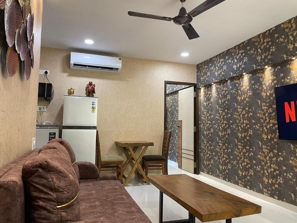 OSI Service Apartments Bandra West Mumbai Exteriör bild